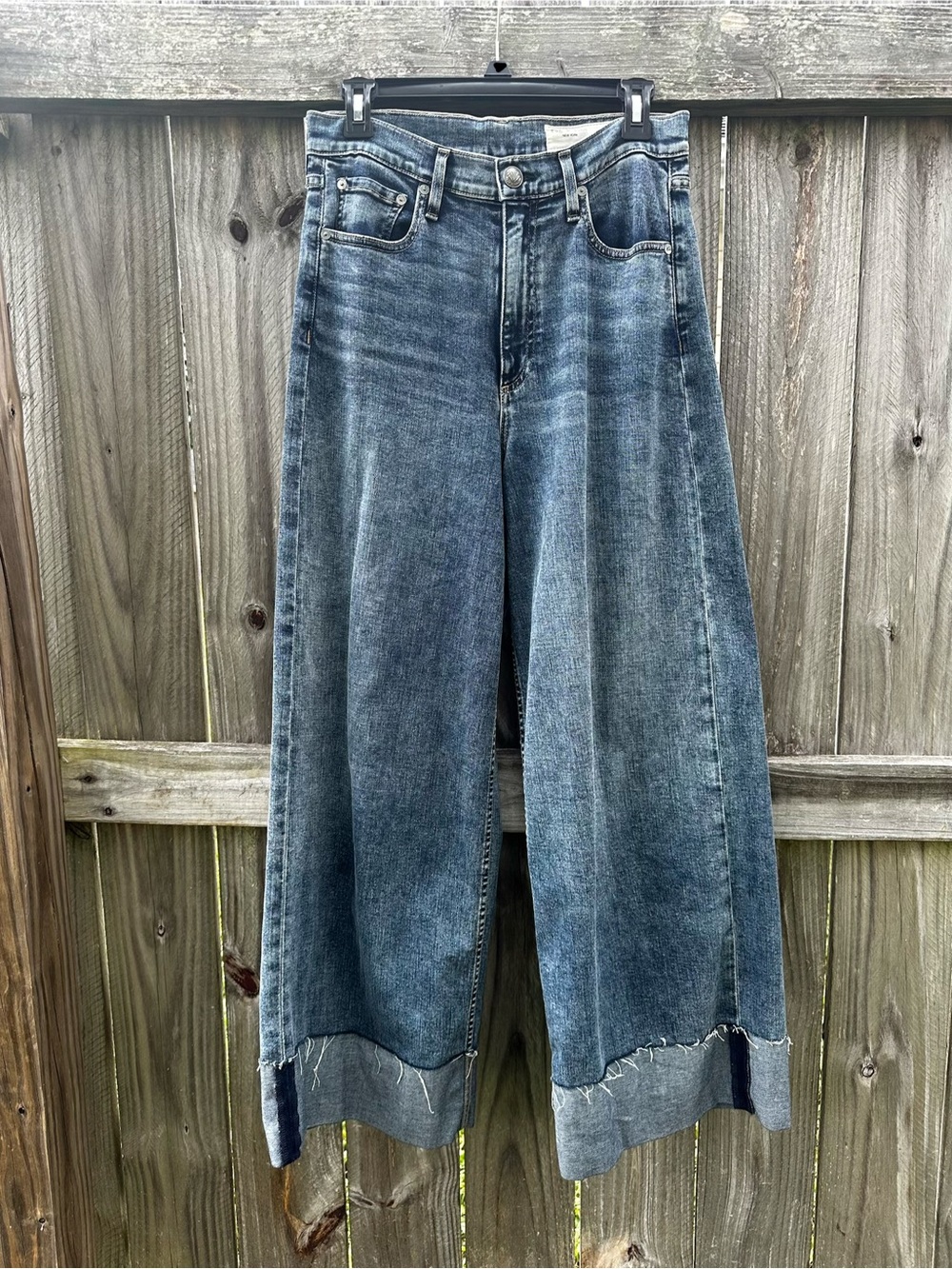 rag & bone Distressed Sofie Ultra Wide-Leg High-Rise Jeans in Leland